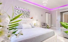 Elegant Suite - In Centro Portanuova